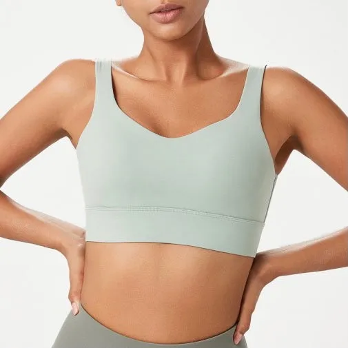 Fitness Padded Sports Bra with Hook and Eye Closures