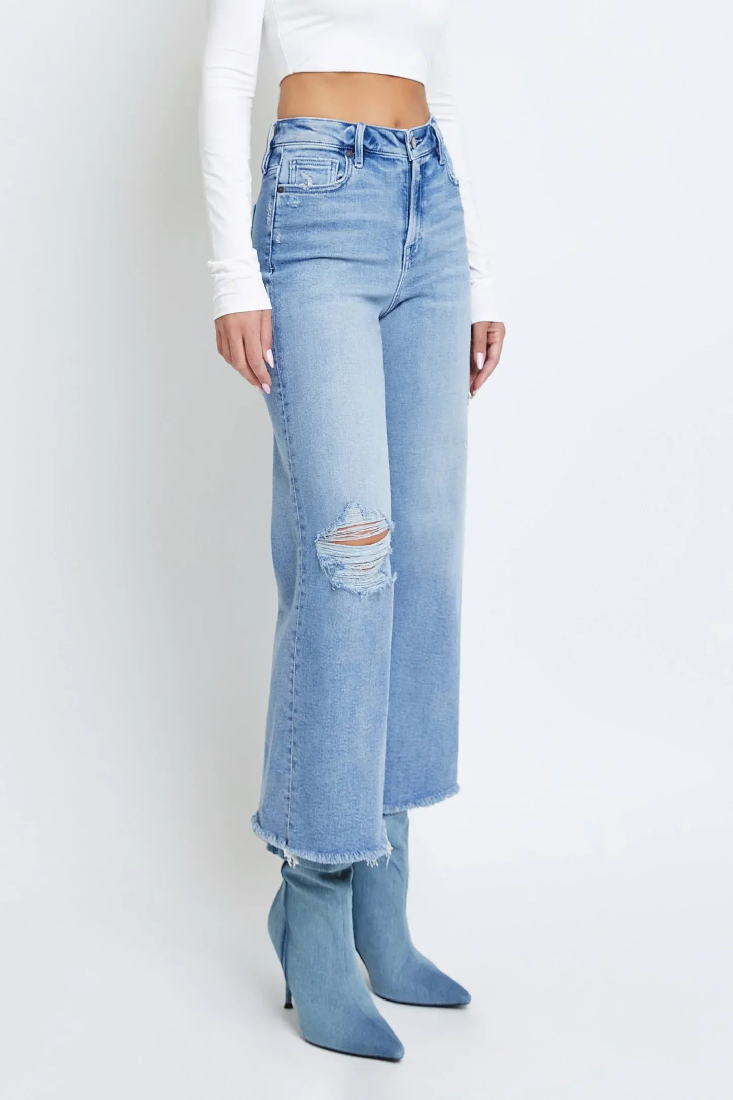 Vintage Wash Knee Distressed Cropped Wideleg Jeans