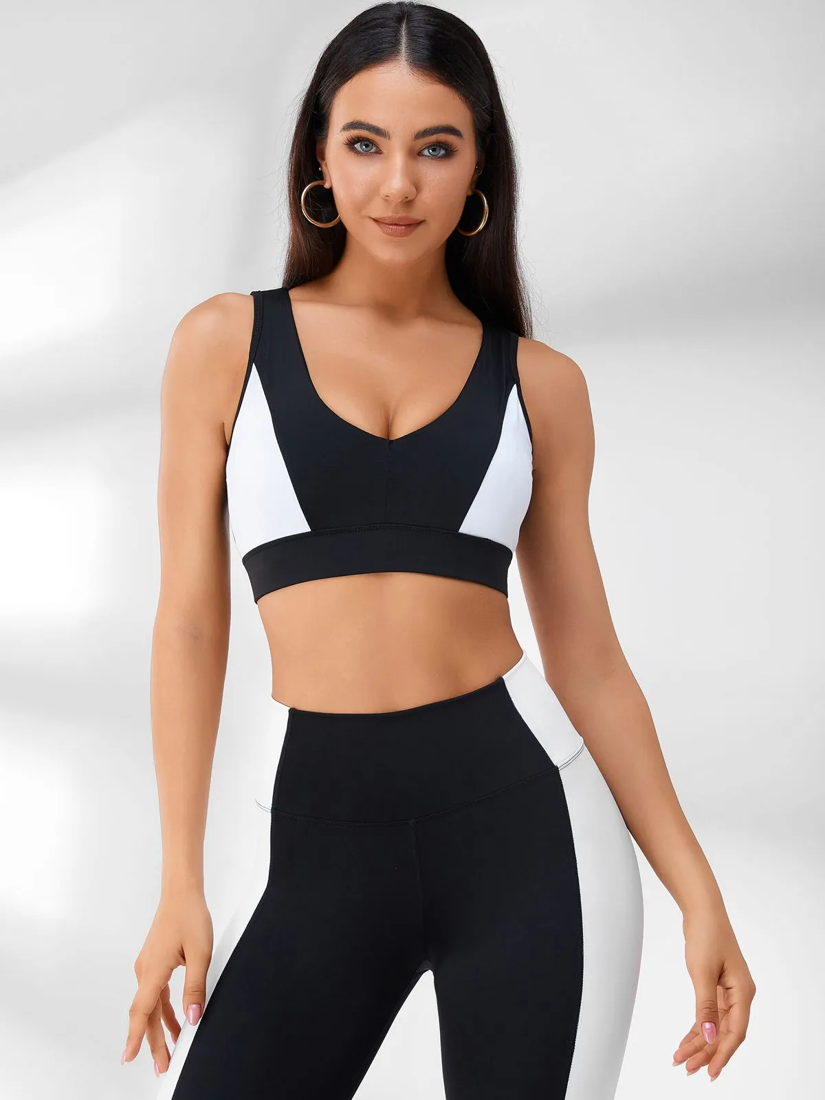 ZASUWA Female Contrast Color Backless Sports Bras